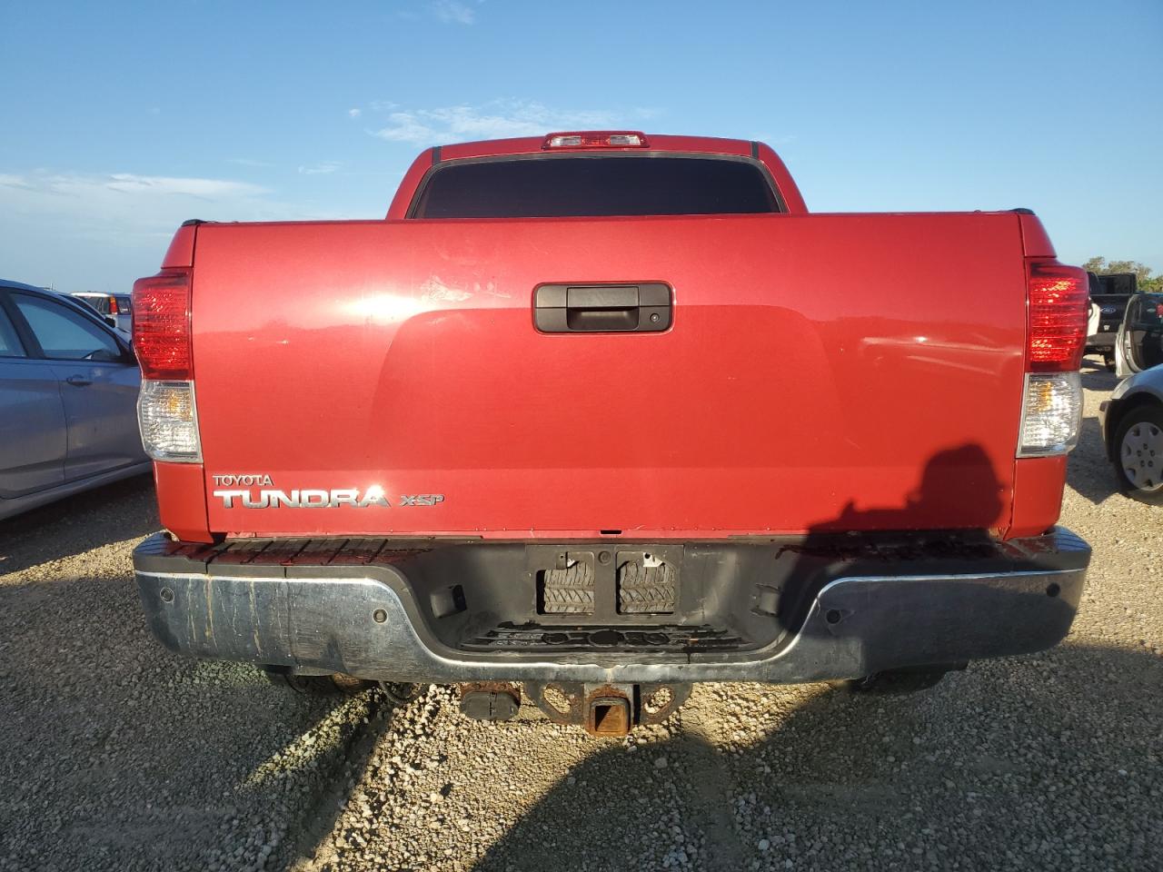 5TFEY5F11BX107709 2011 Toyota Tundra Crewmax Sr5