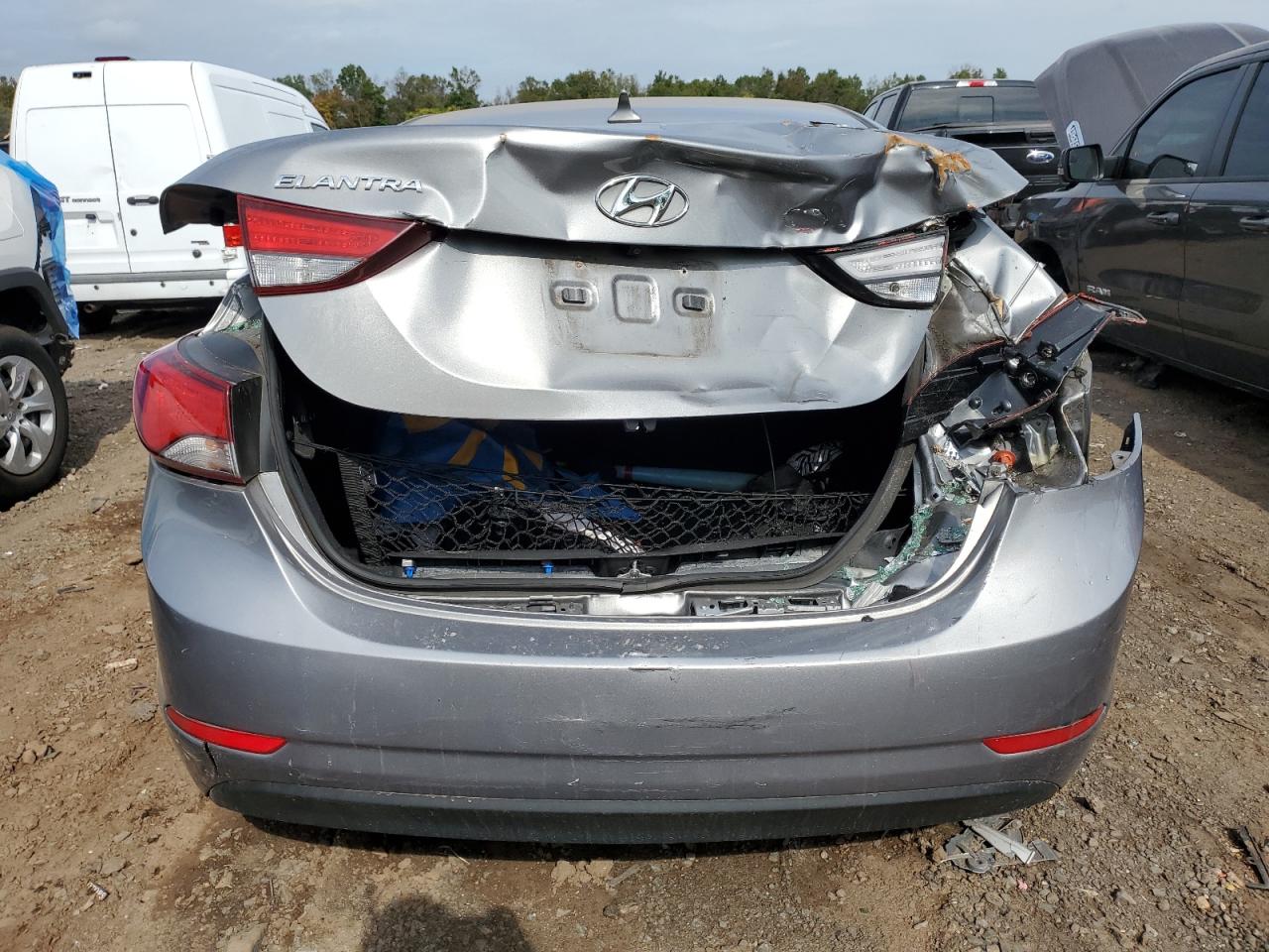 KMHDH4AE4GU504934 2016 Hyundai Elantra Se