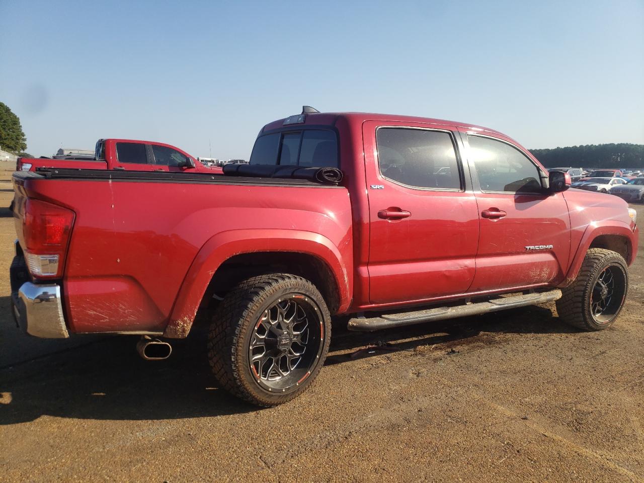 2017 Toyota Tacoma - Image 3