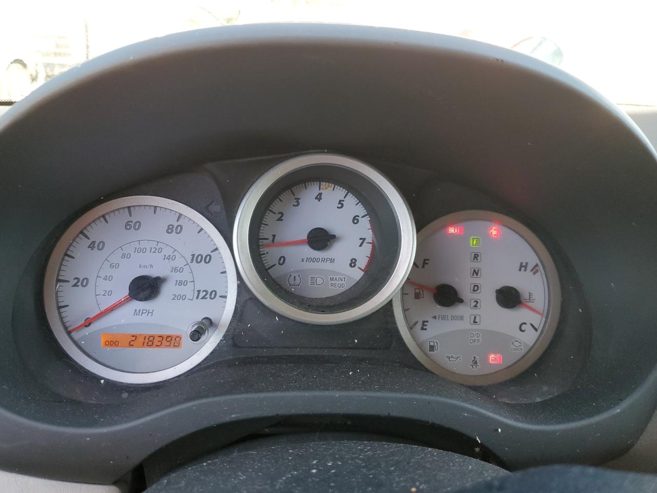 2004 Toyota RAV 4 - Image 9