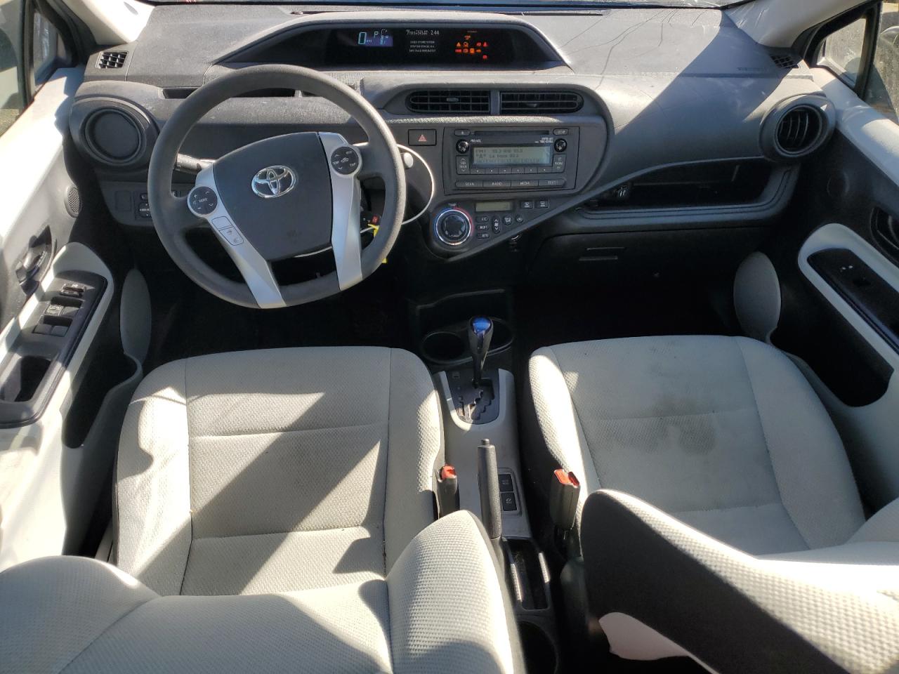 JTDKDTB36E1083652 2014 Toyota Prius C