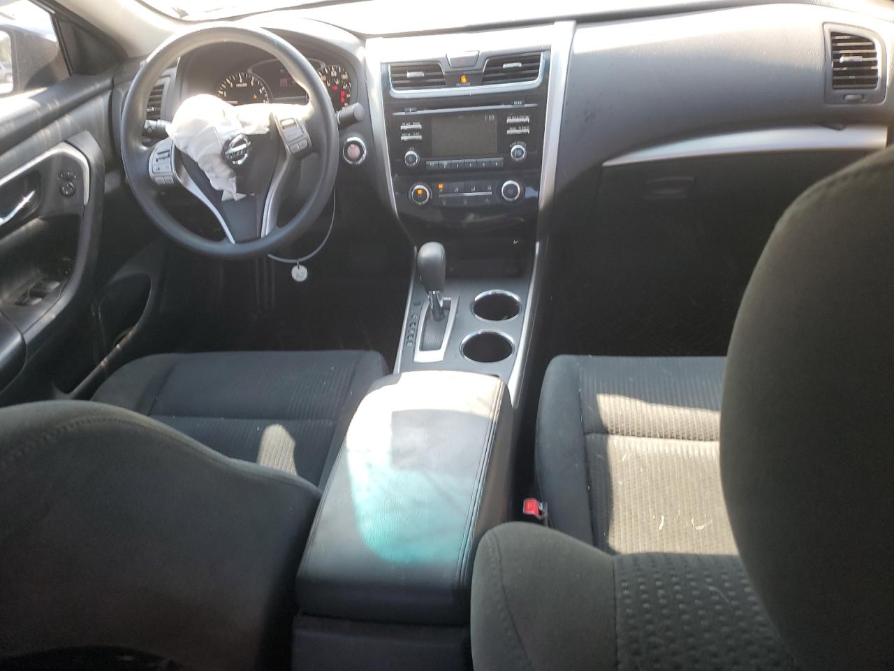 2015 Nissan Altima - Image 8
