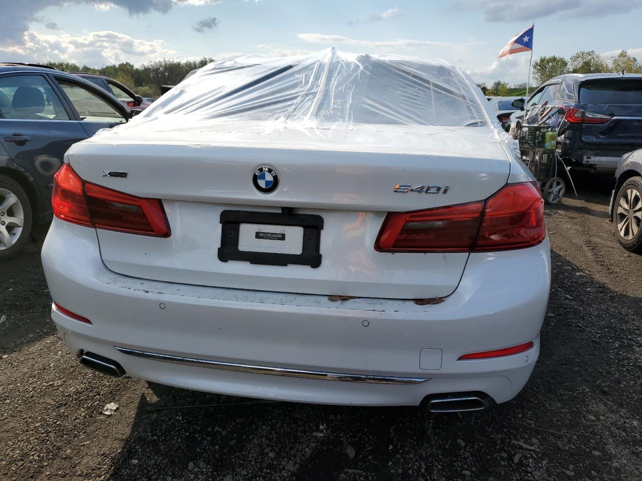 WBAJE7C5XJWA03959 2018 BMW 540 Xi