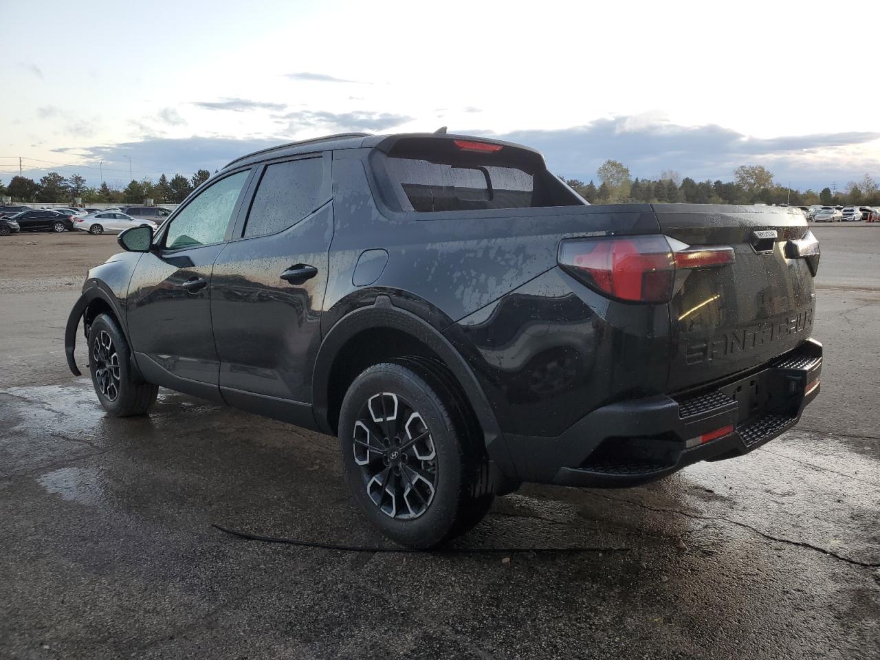 2022 Hyundai Santa Cruz - Image 2