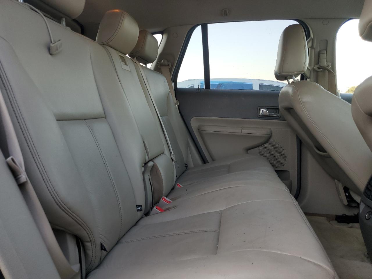2010 Ford Edge - Image 11