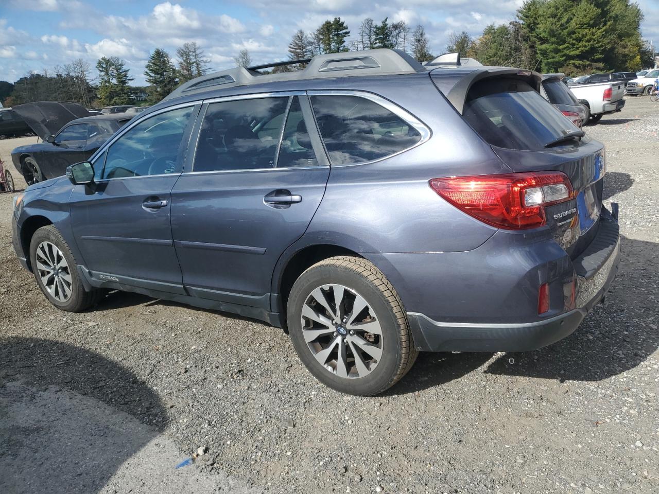 2017 Subaru Outback 3.6R Limited VIN: 4S4BSENC1H3220398 Lot: 75291694