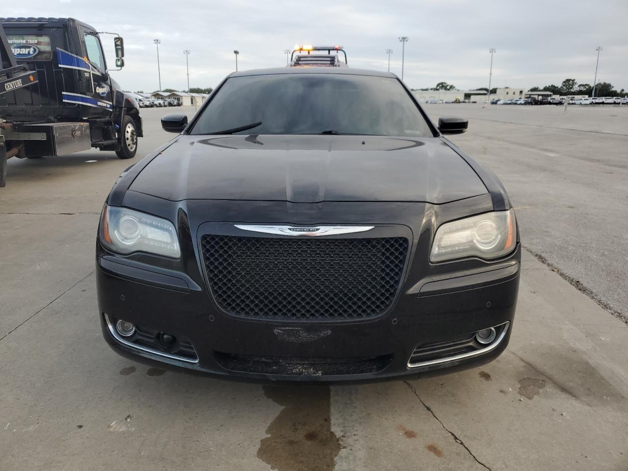 2012 Chrysler 300 - Image 5