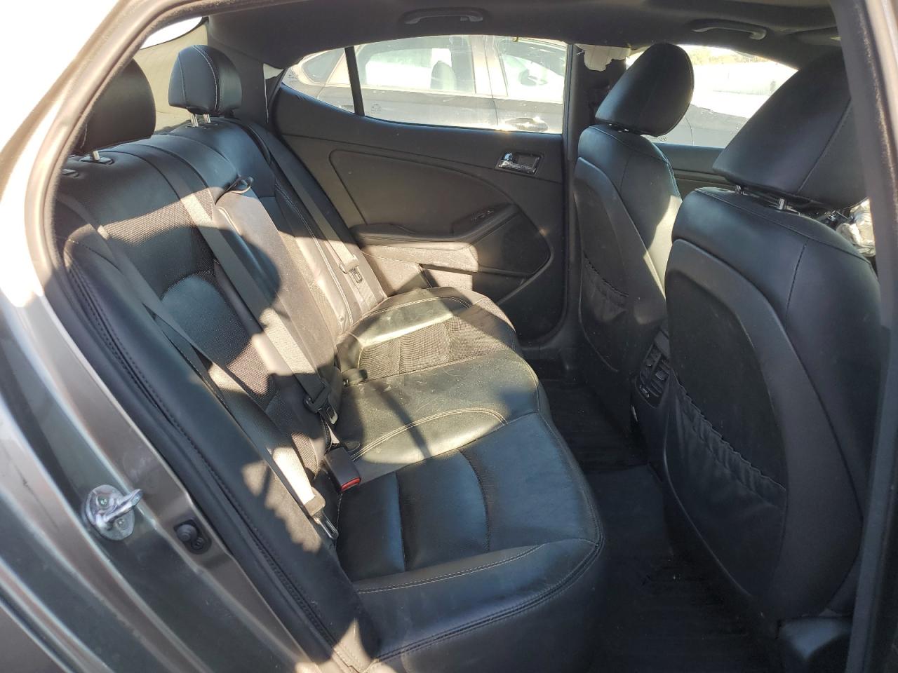 2013 Kia Optima - Image 10