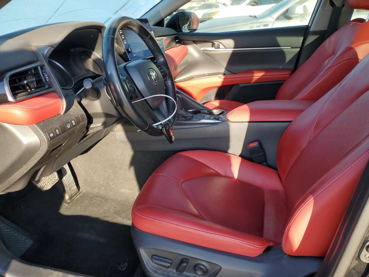 2021 Toyota Camry - Image 7