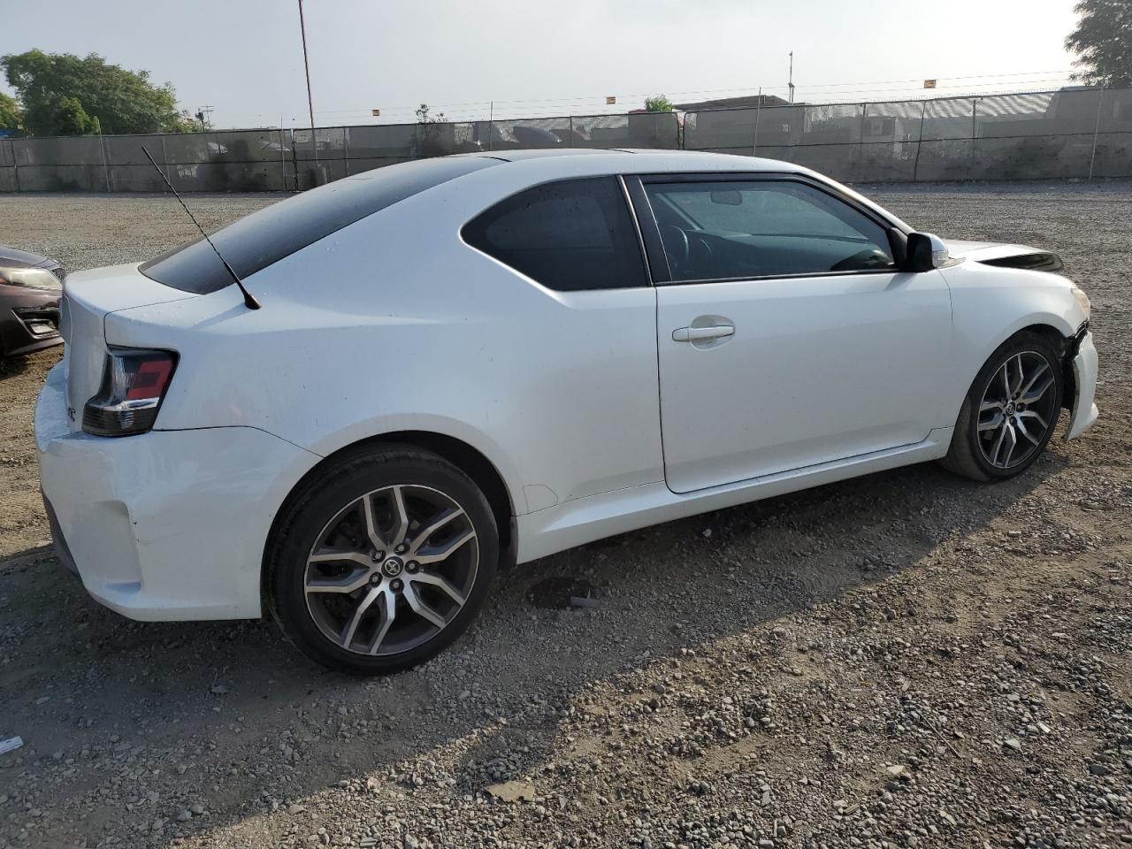 2015 Toyota tC - Image 3