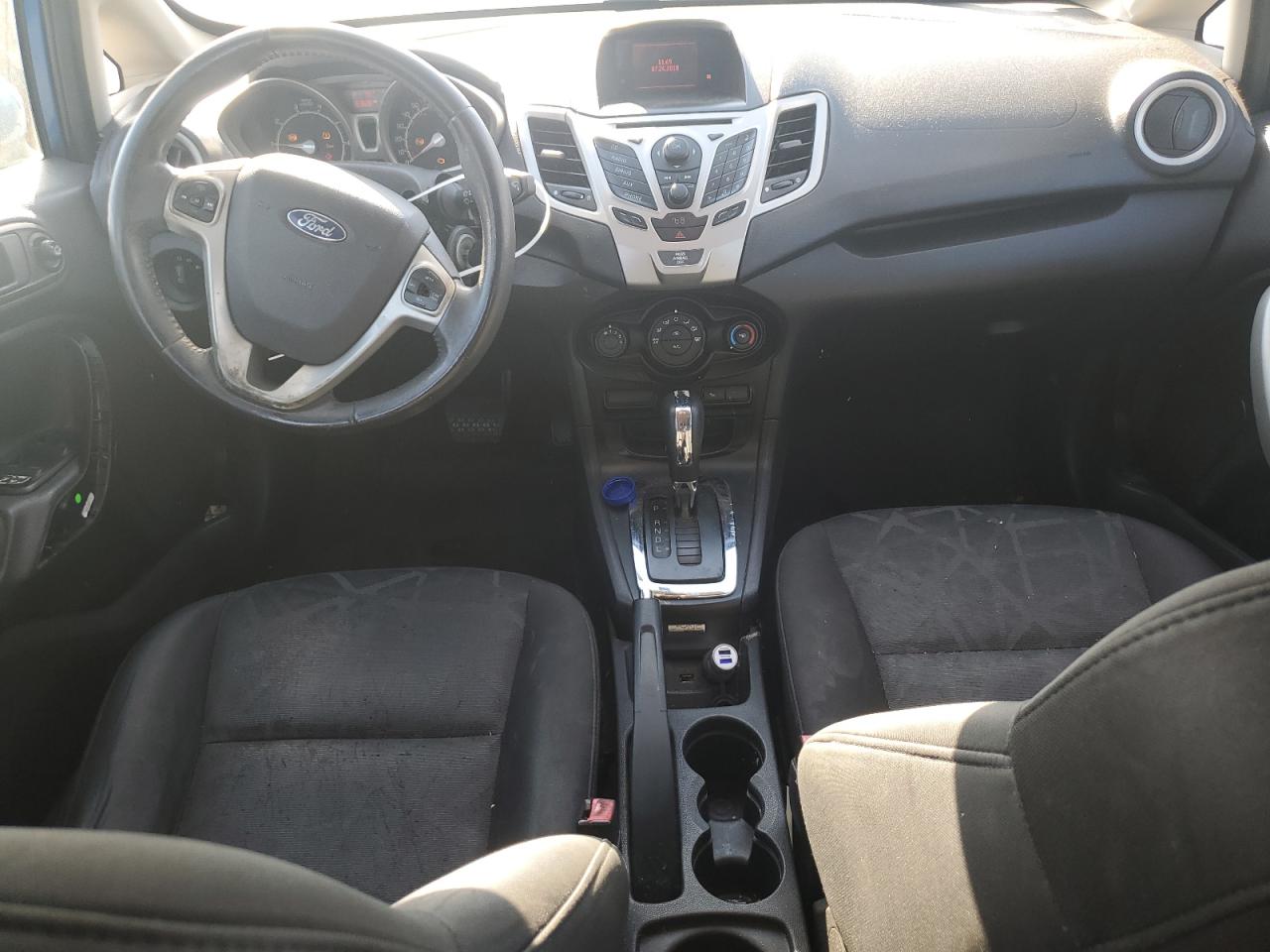 2011 Ford Fiesta - Image 8