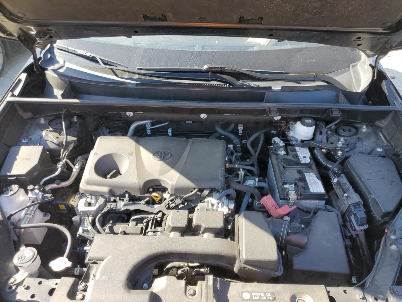 2022 Toyota RAV 4 - Image 11