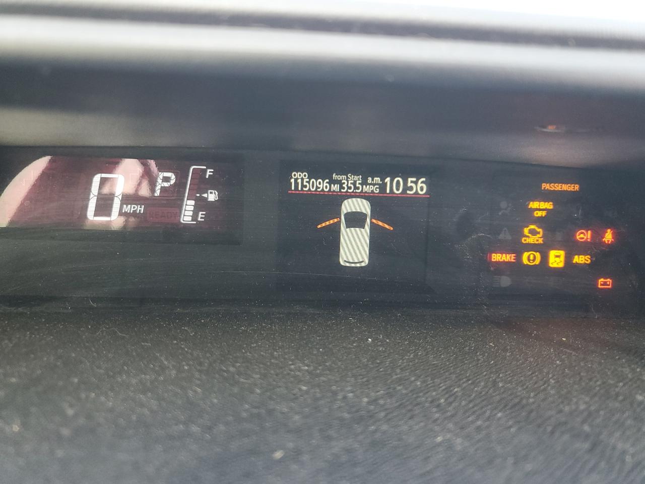 2015 Toyota Prius - Image 9