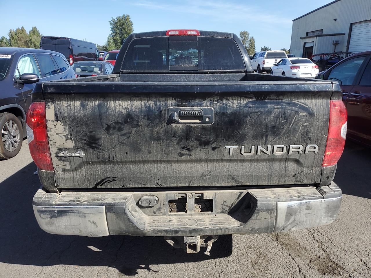 5TFUM5F1XEX055685 2014 Toyota Tundra Double Cab Sr