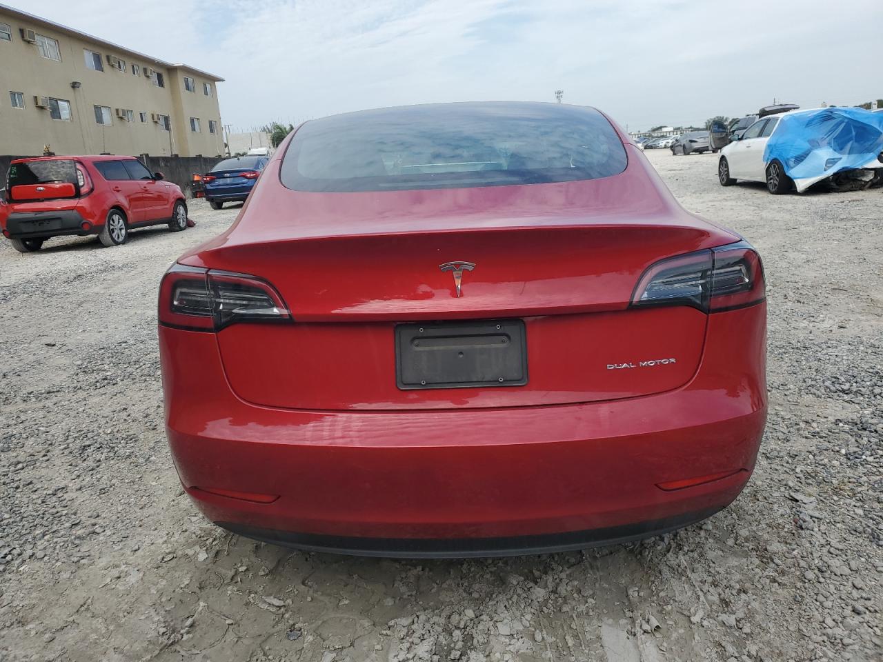 5YJ3E1EB0NF333760 2022 Tesla Model 3