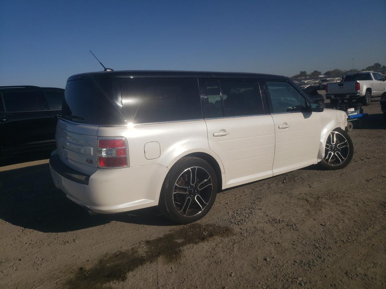 VIN 2FMGK5C8XEBD39082 2014 FORD FLEX no.3