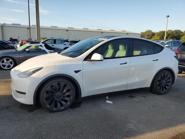 5YJYGDEF4MF137243 Tesla Model Y 