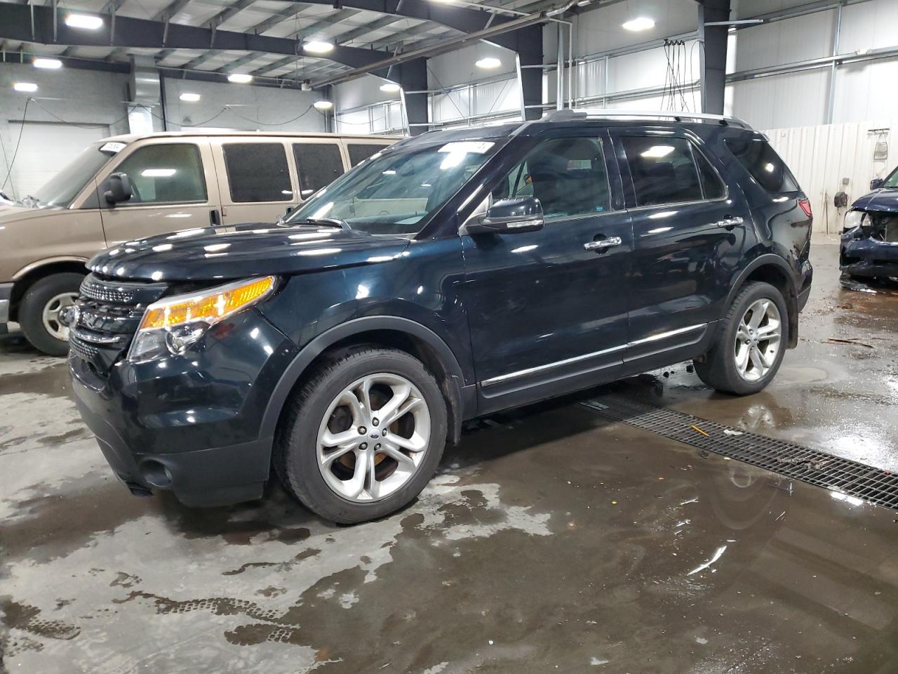 2015 Ford Explorer - Image 1