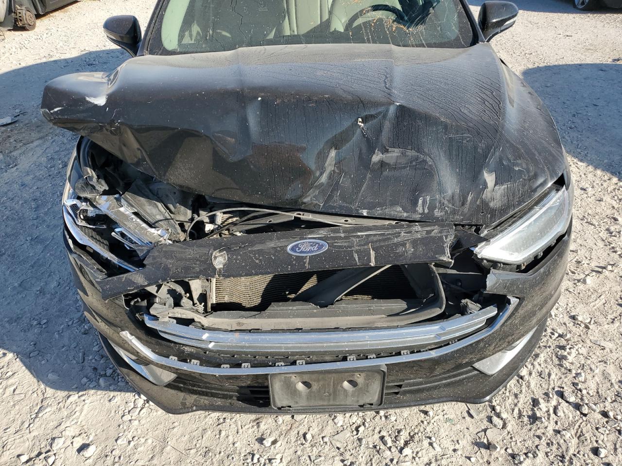 2017 Ford Fusion - Image 12