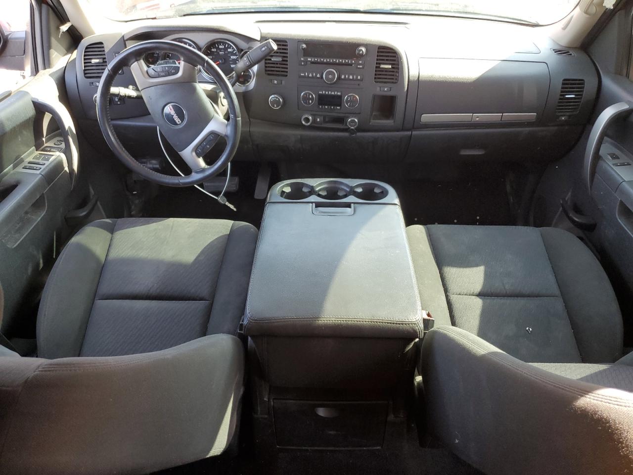 2011 GMC Sierra - Image 8