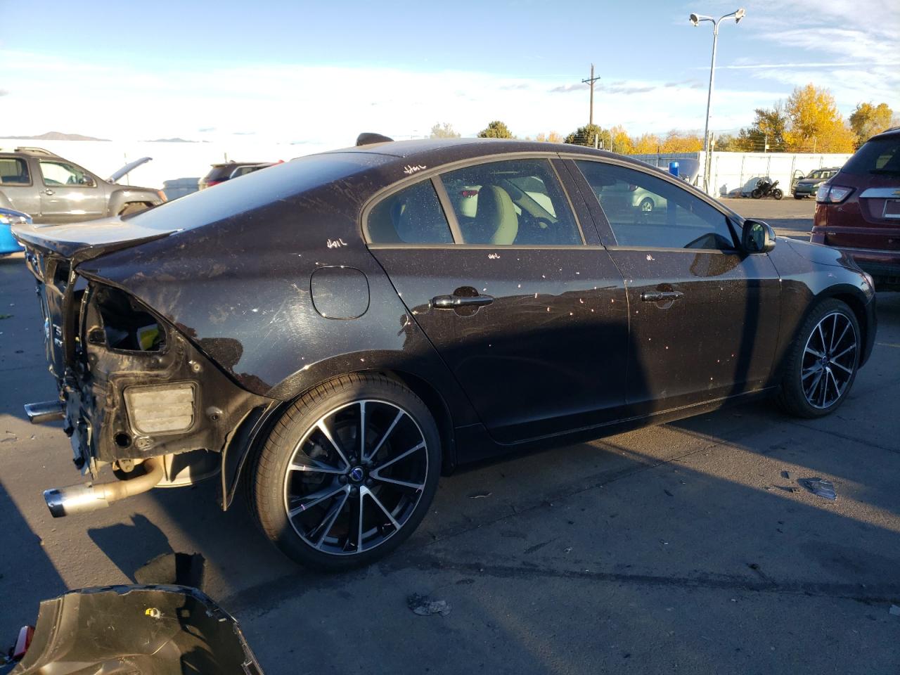 VIN YV140MTL5H2433368 2017 VOLVO S60 no.3