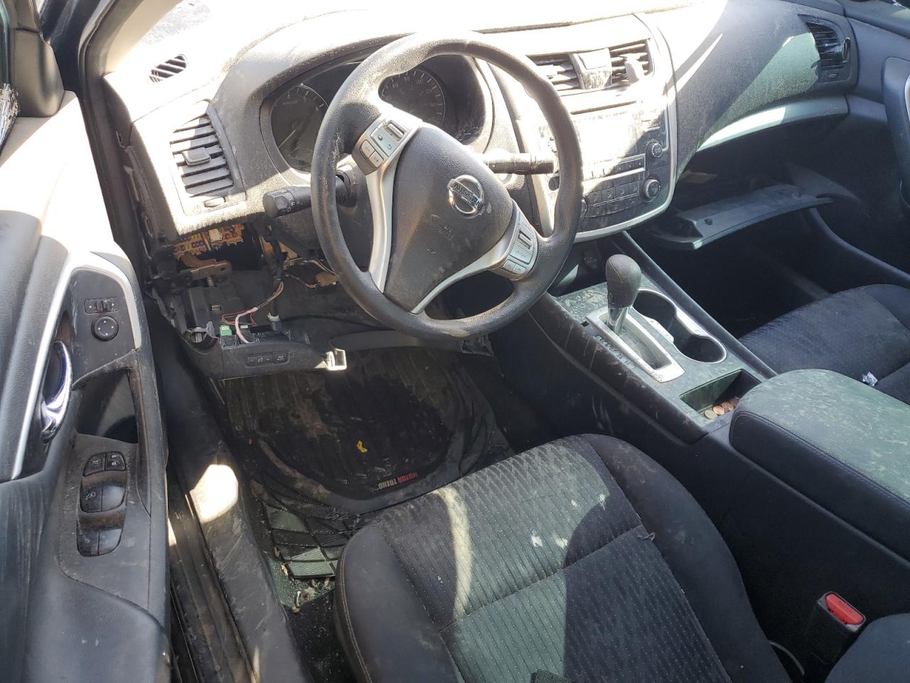 2017 Nissan Altima - Image 8