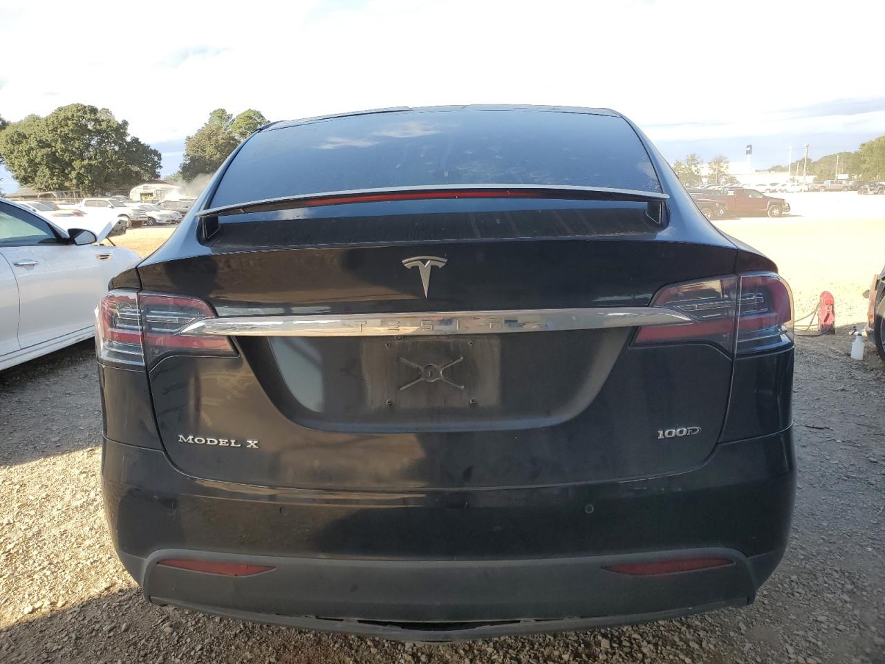 2018 Tesla Model X VIN: 5YJXCDE2XJF091143 Lot: 74115864