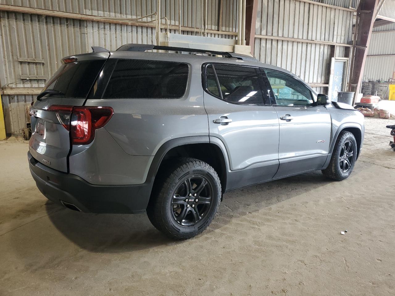 2022 GMC Acadia - Image 3