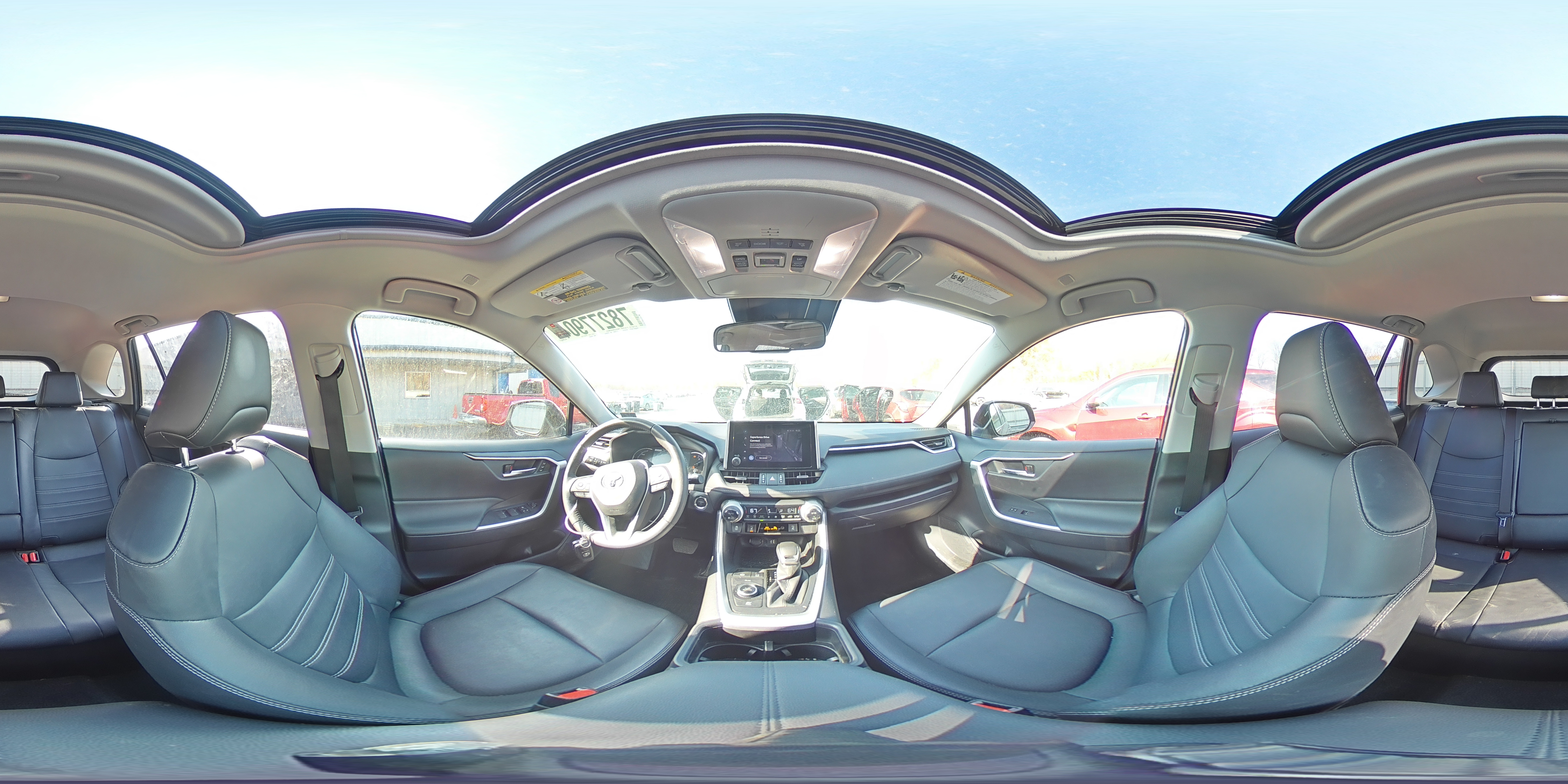 2023 Toyota RAV 4 - Image 16