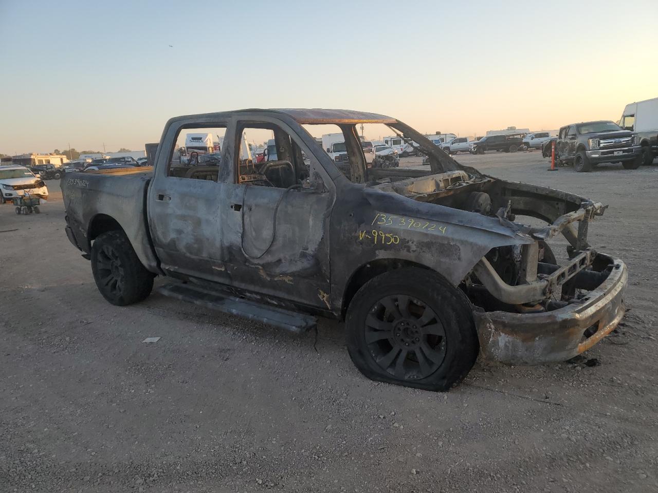 2015 RAM 1500 - Image 4