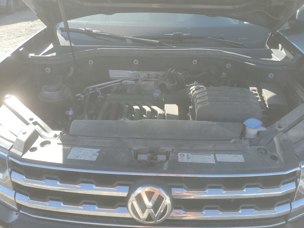 1V2LR2CA0KC519438 2019 Volkswagen Atlas Se