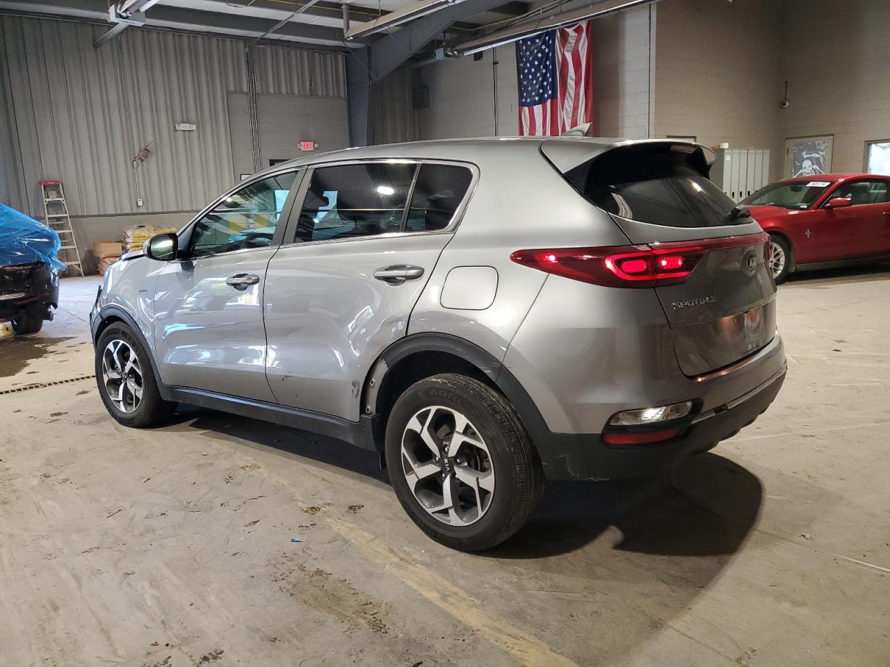 2020 Kia Sportage - Image 2