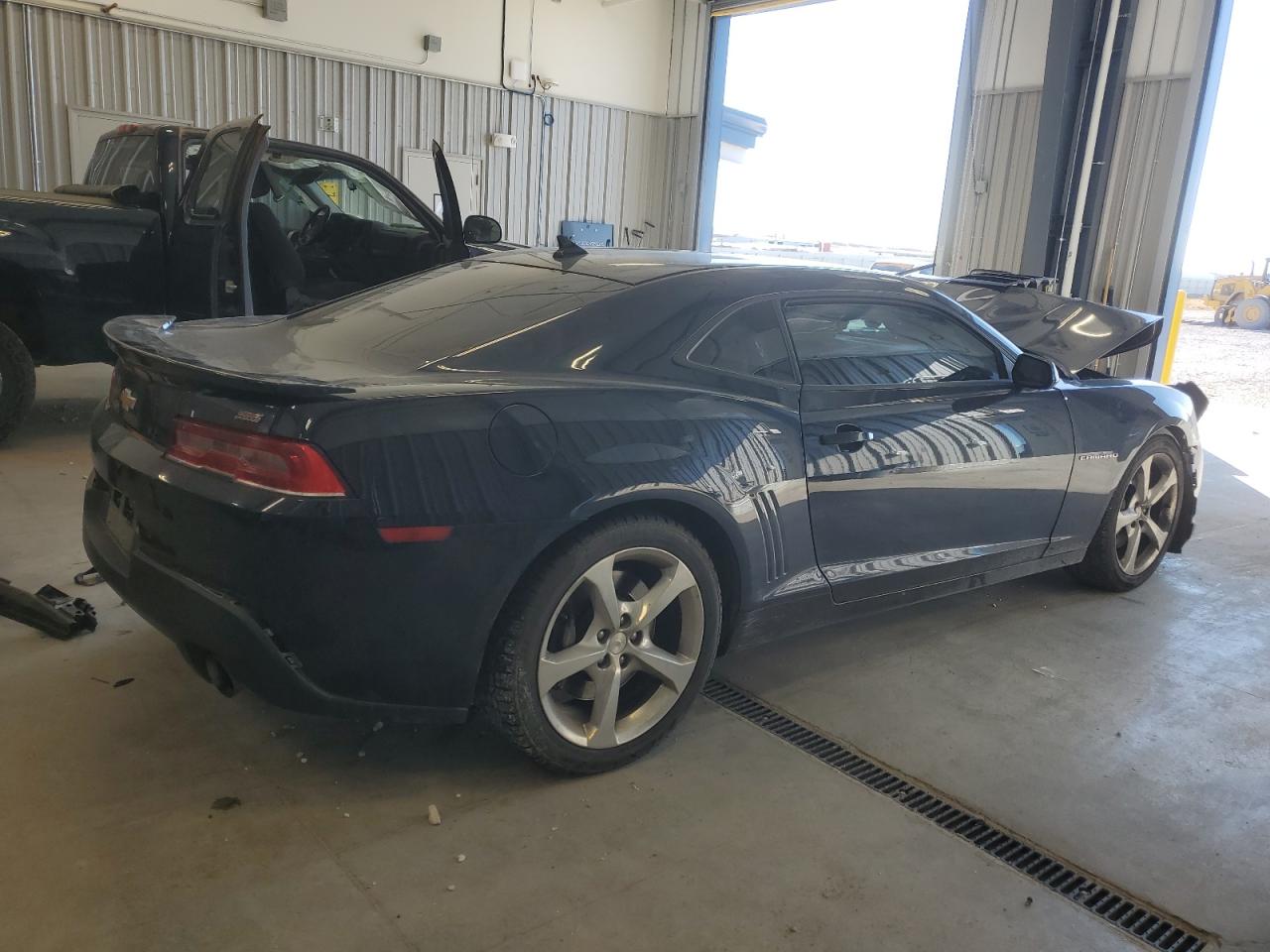 2015 Chevrolet Camaro - Image 3