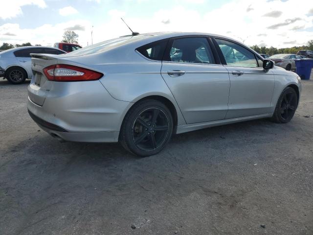  FORD FUSION 2016 Серебристый