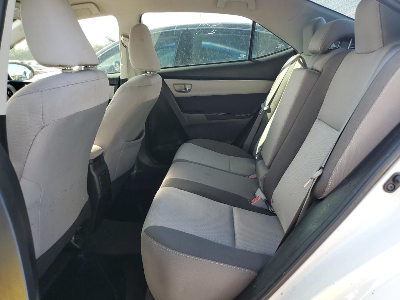 2017 Toyota Corolla - Image 10