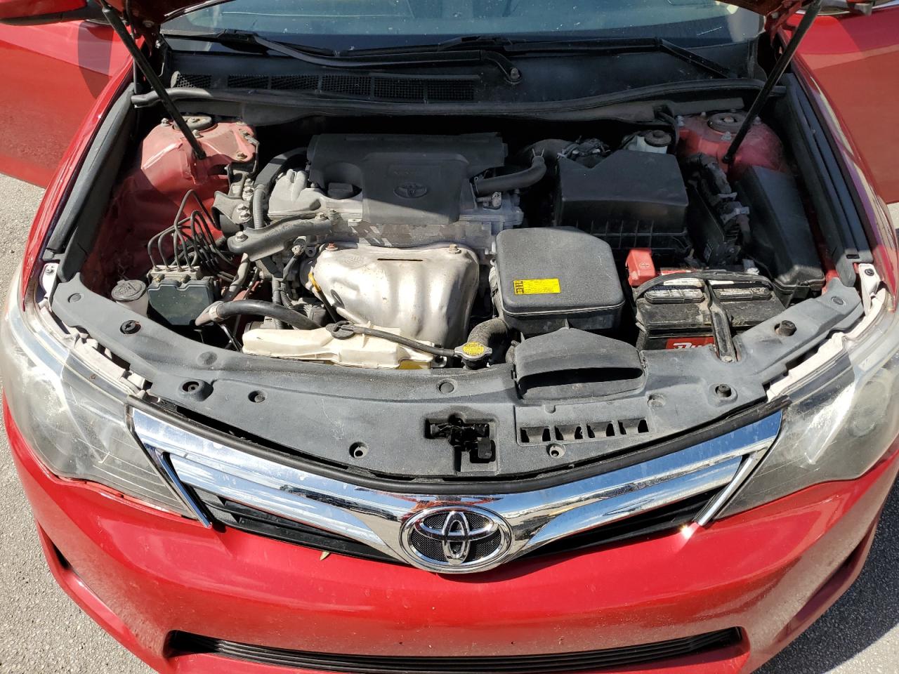 2014 Toyota Camry - Image 11