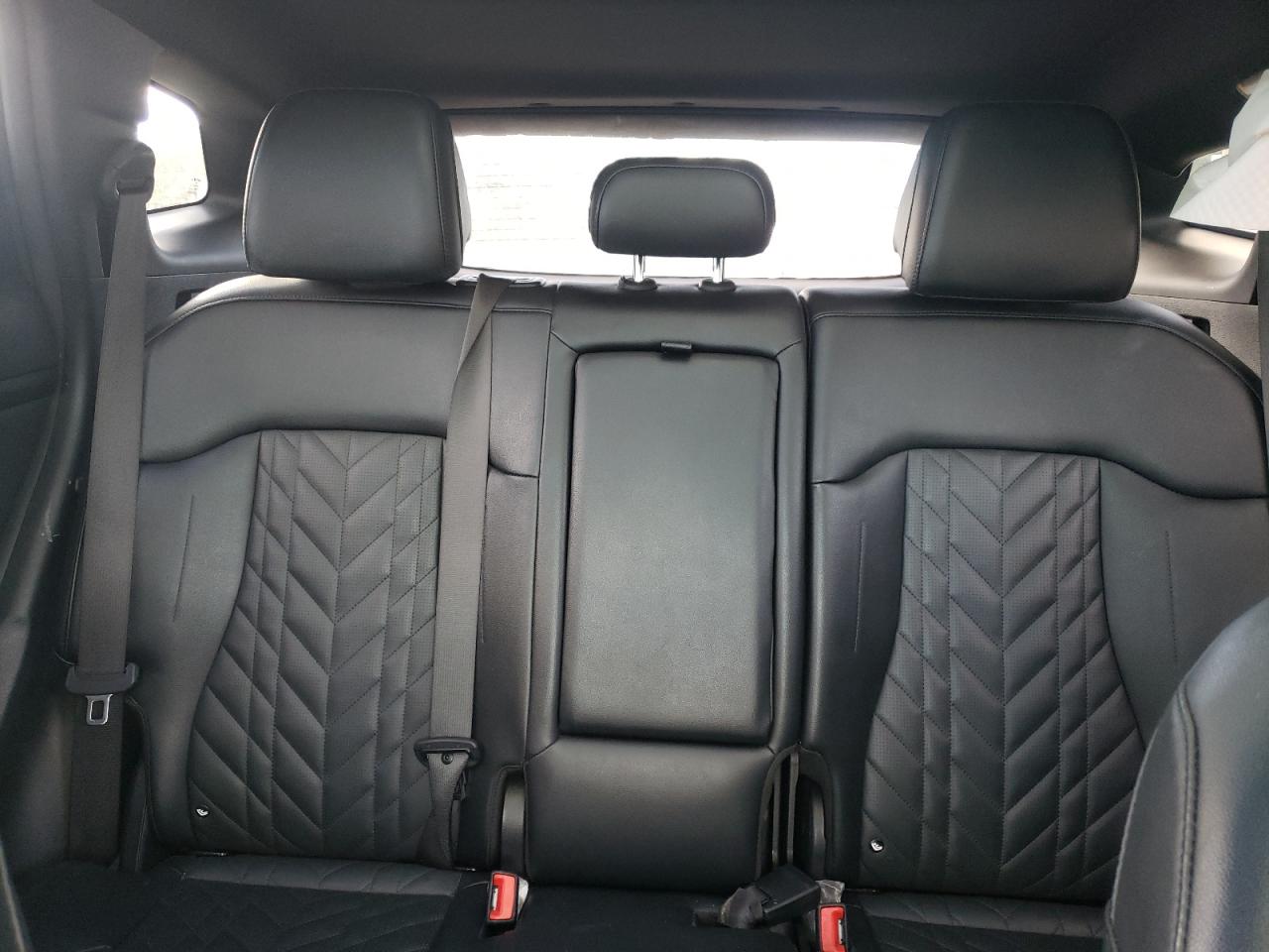 2023 Kia Sportage - Image 10