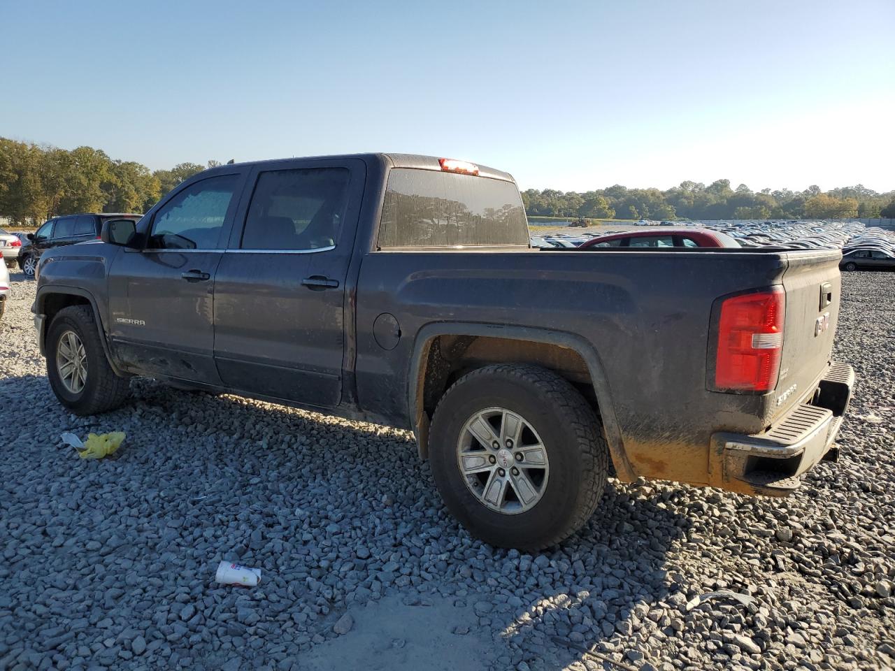 2015 GMC Sierra - Image 2