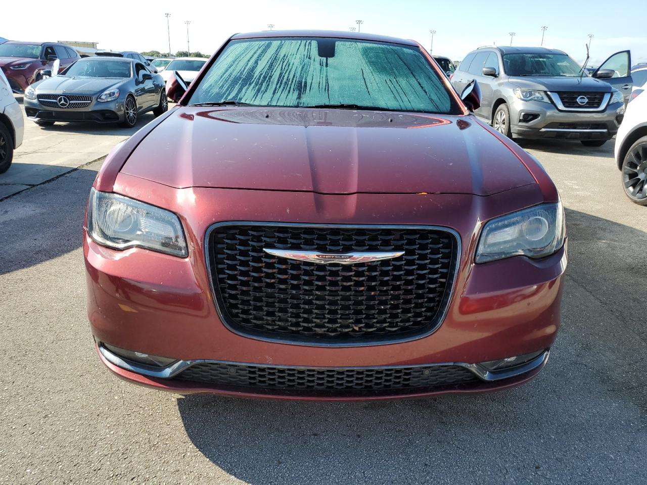 2019 Chrysler 300 - Image 5