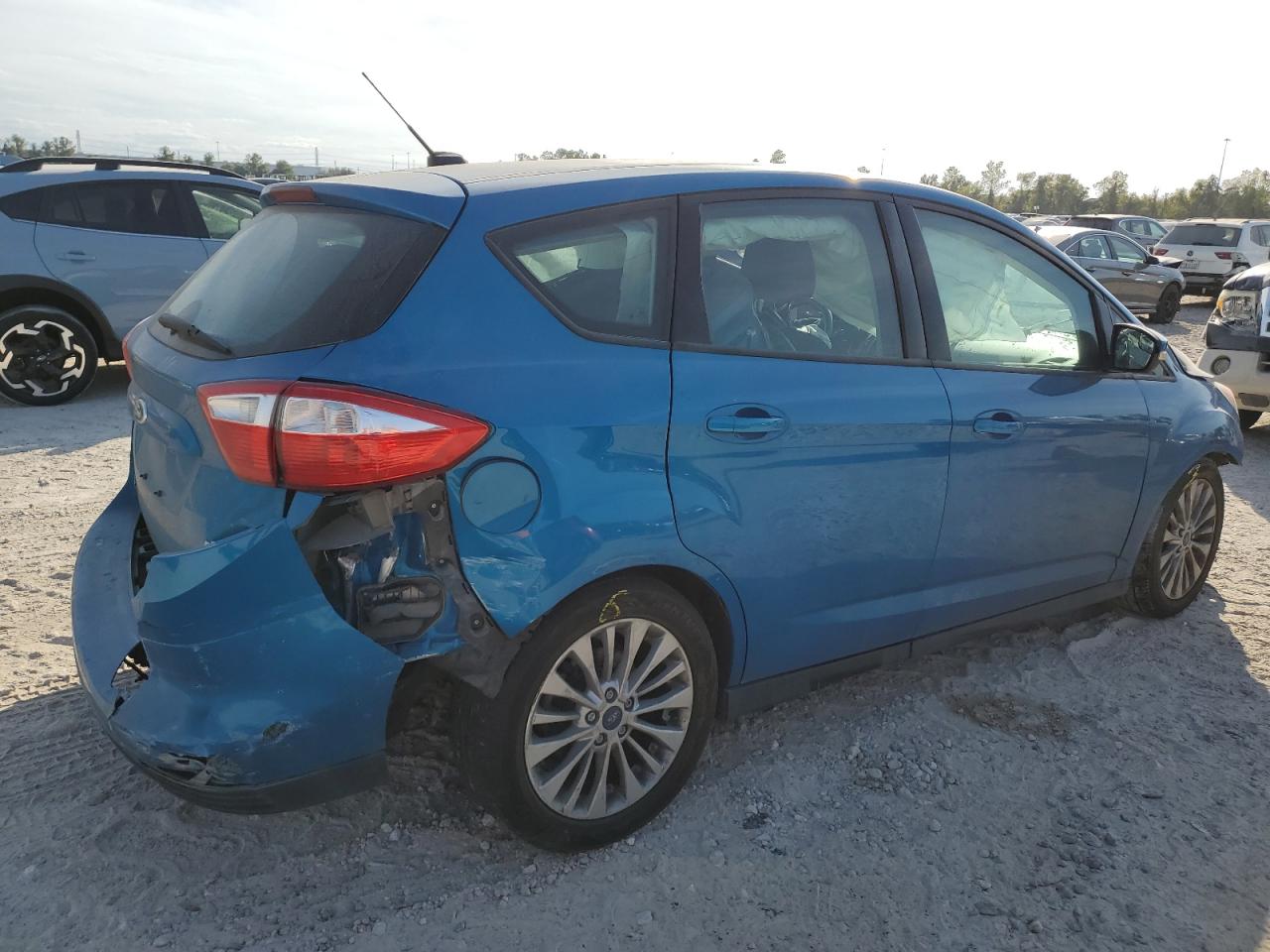 VIN 1FADP5AU7EL510076 2014 FORD CMAX no.3