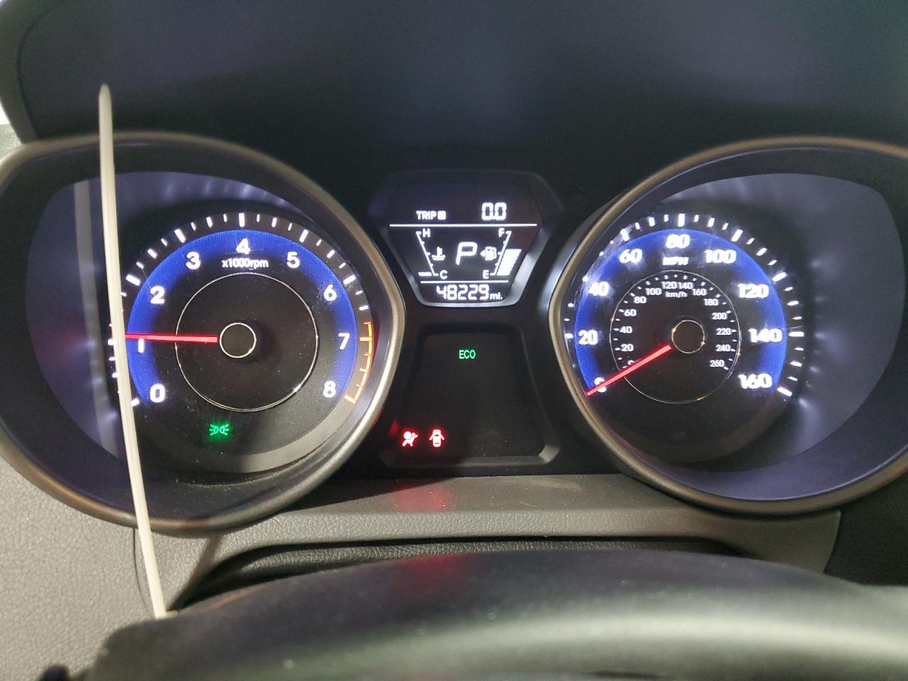2016 Hyundai Elantra - Image 9