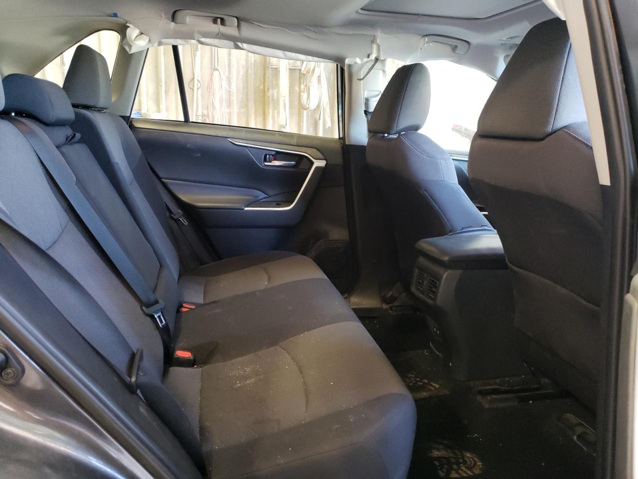 2019 Toyota RAV 4 - Image 11