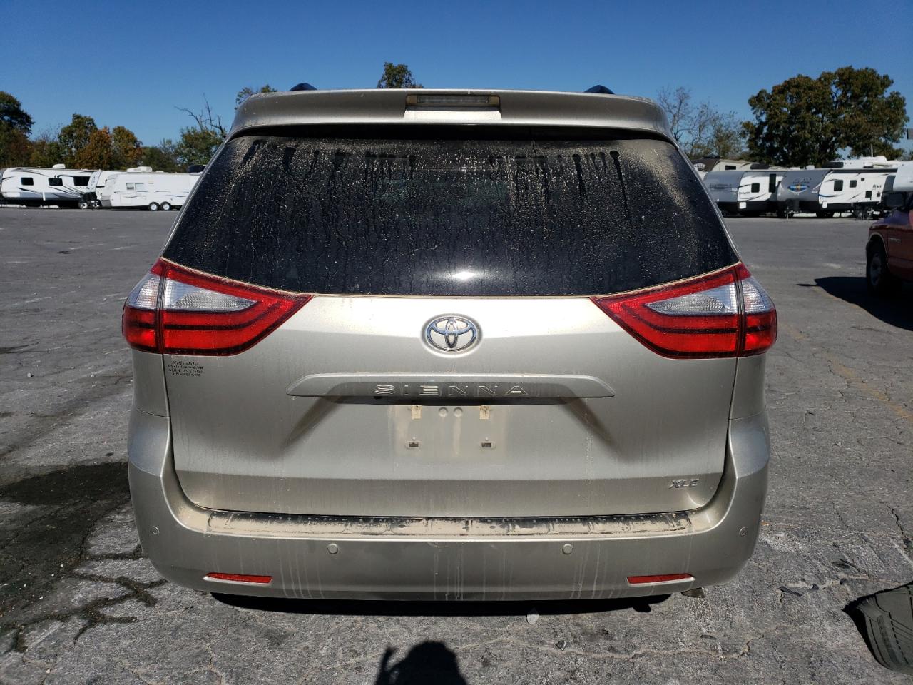 2017 Toyota Sienna Xle VIN: 5TDYZ3DC8HS784628 Lot: 76380824