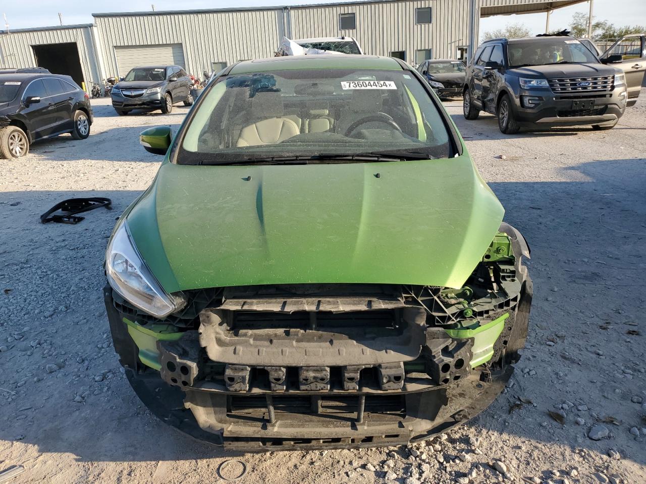 1FADP3J21JL293931 2018 Ford Focus Titanium