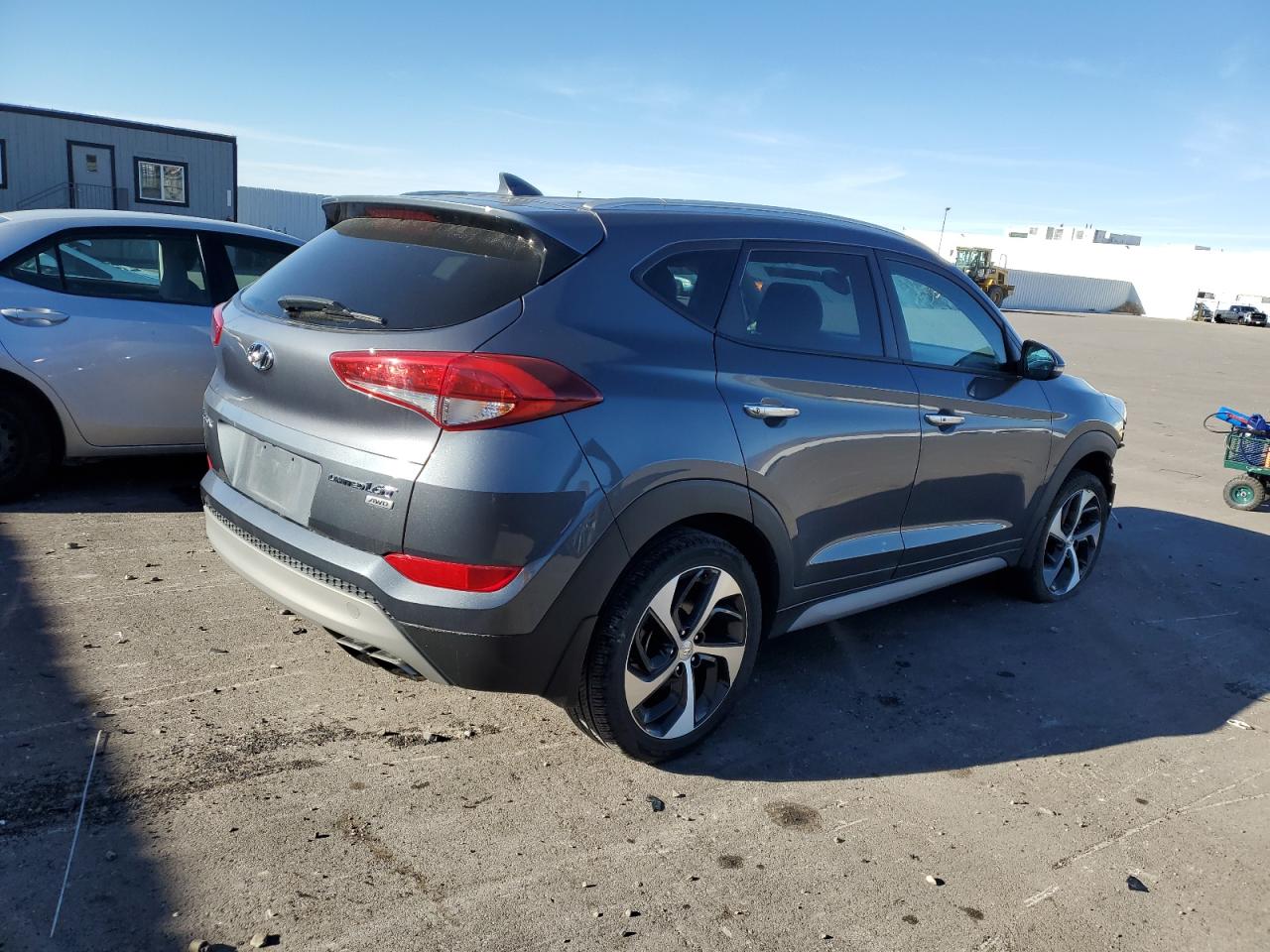 VIN KM8J3CA22JU778075 2018 HYUNDAI TUCSON no.3