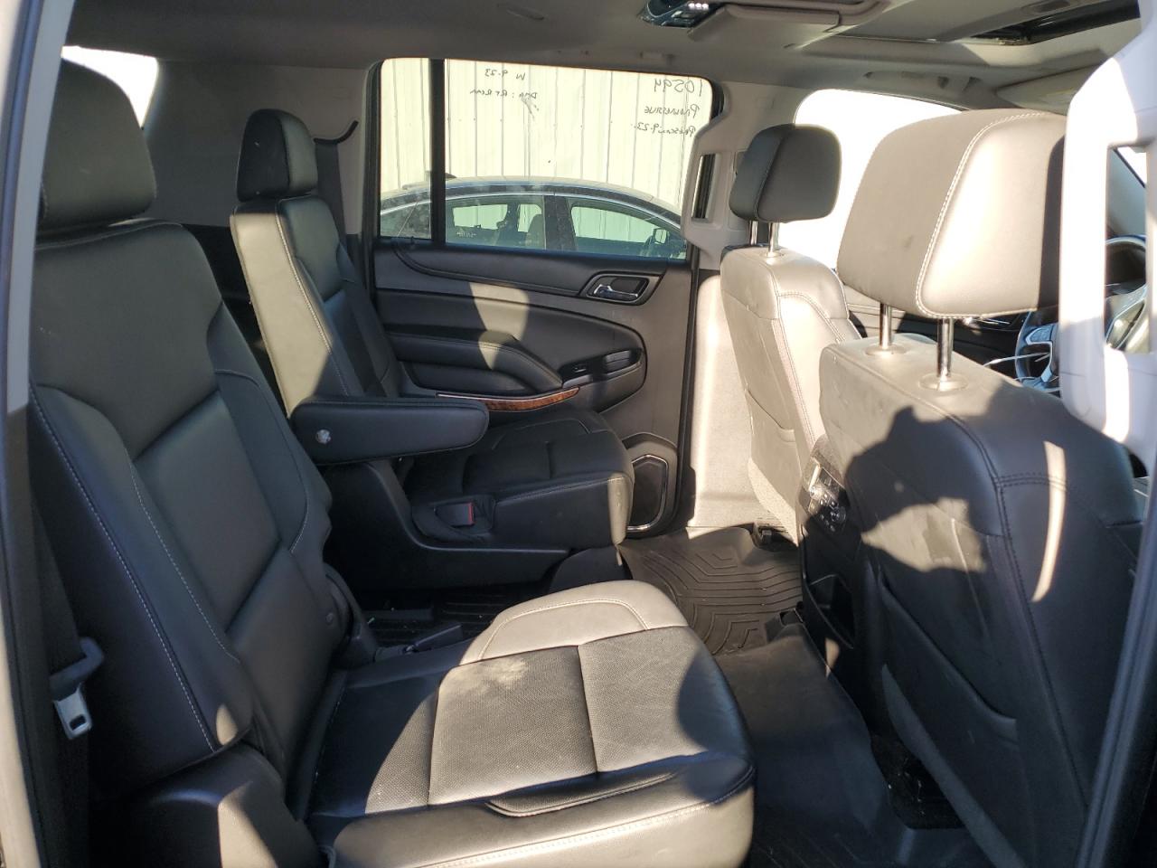 1GNSKJKCXJR125754 2018 Chevrolet Suburban K1500 Premier