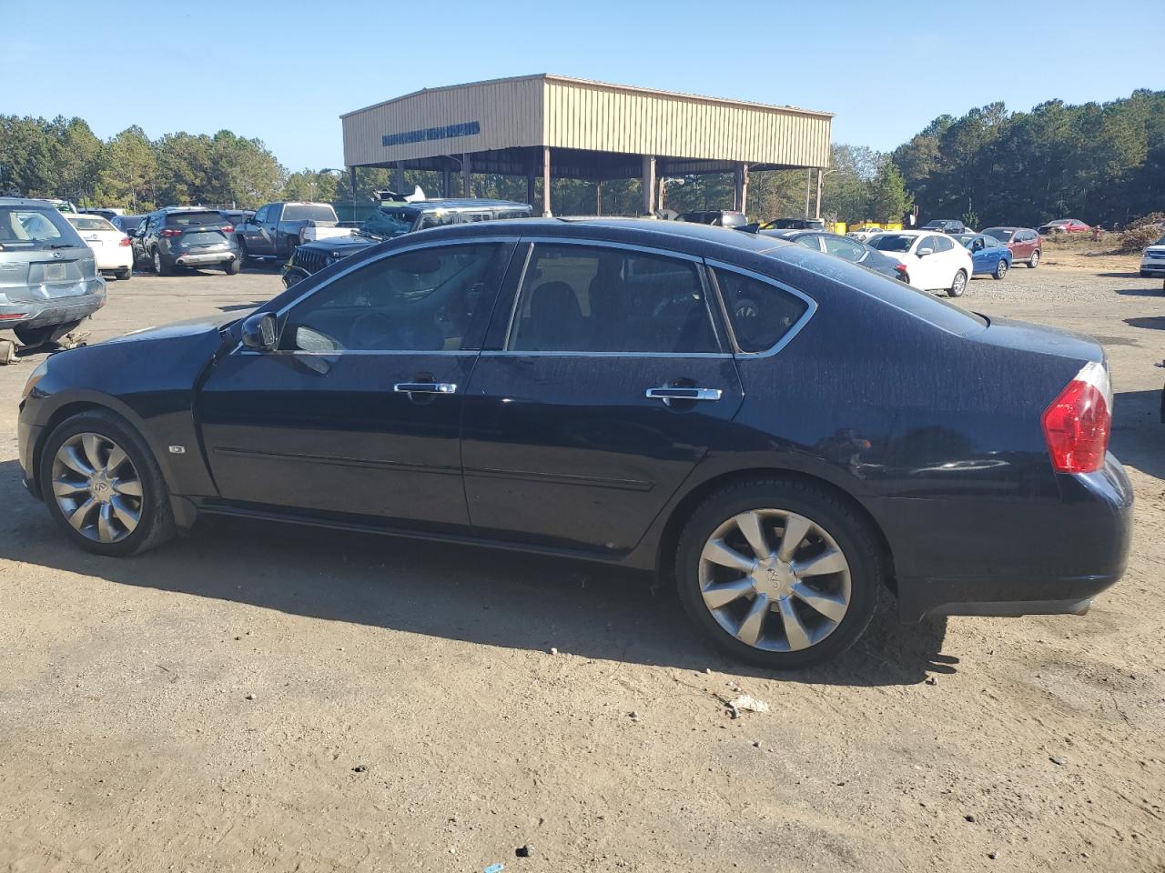 2006 Infiniti M - Image 2