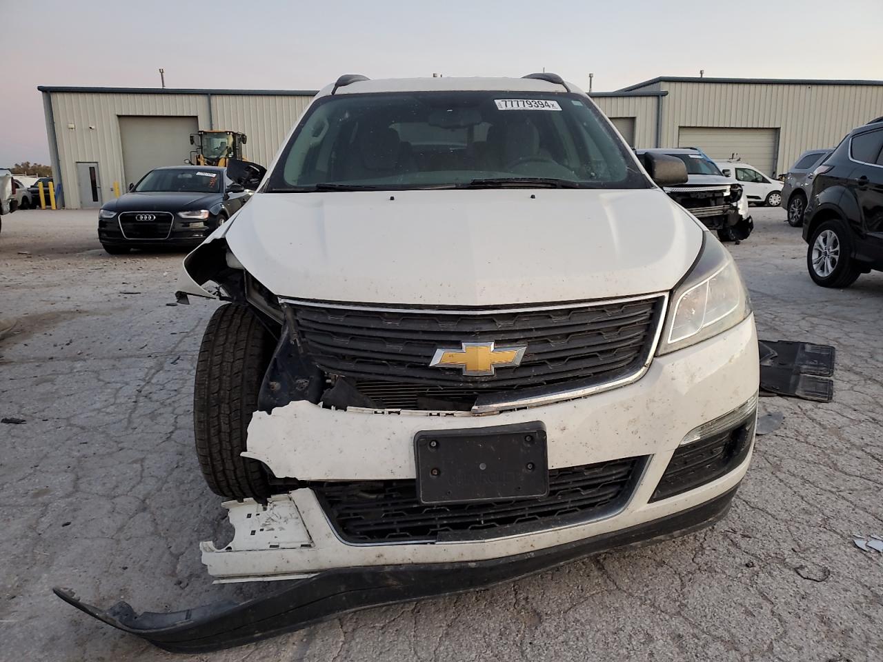 VIN 1GNKRFKD6EJ199064 2014 CHEVROLET TRAVERSE no.5