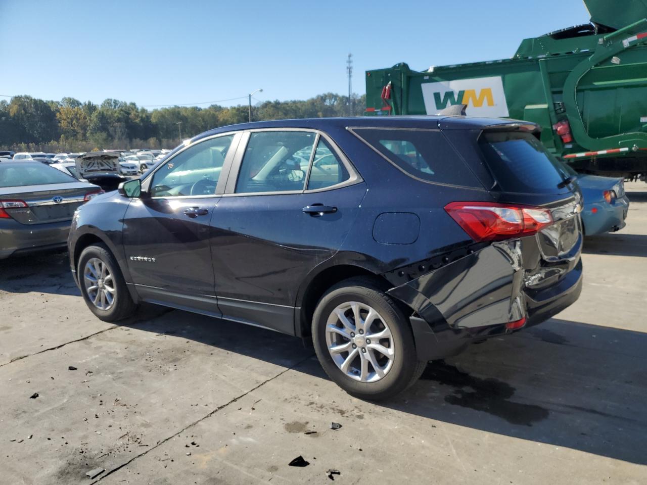 2021 Chevrolet Equinox - Image 2