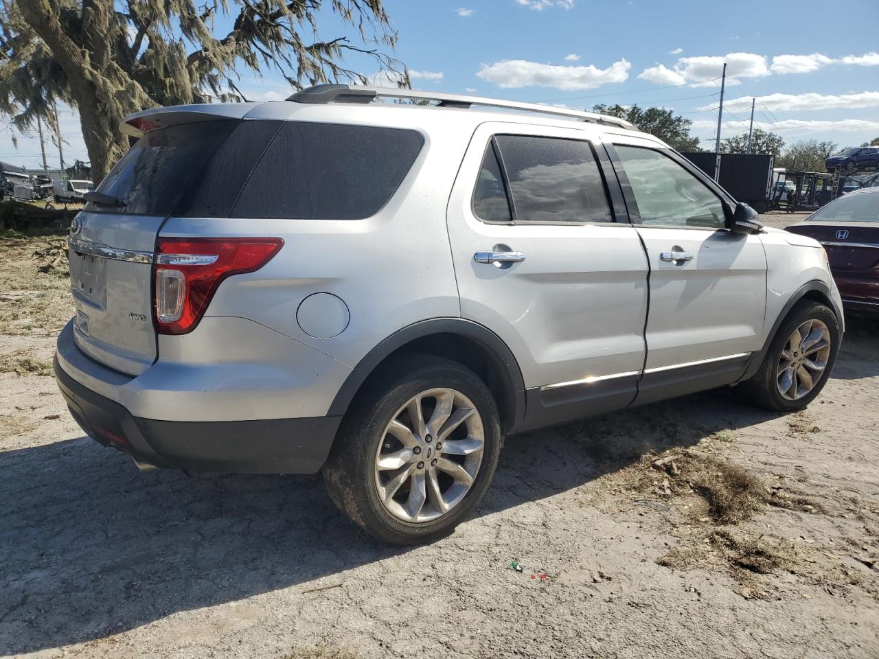 2014 Ford Explorer - Image 3